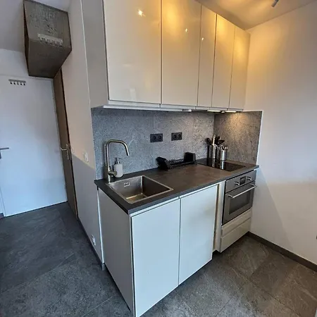 Apartment - Inout - 4 Beds Flat Al-208