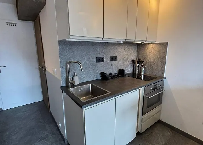 Apartment - Inout - 4 Beds Flat Al-208